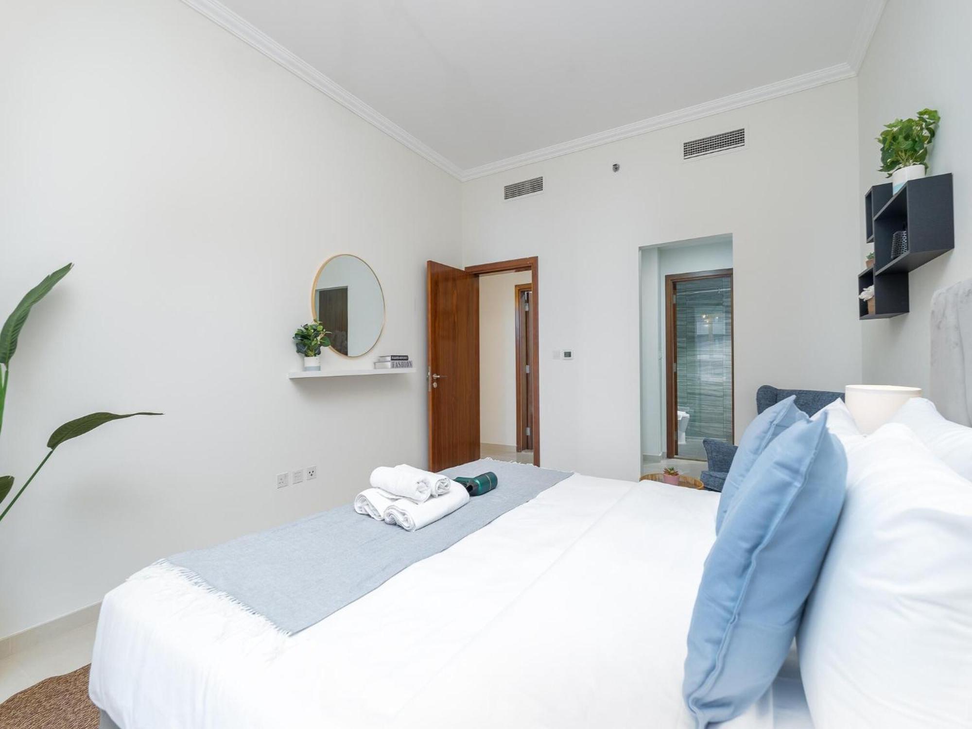 Luxe Apartments Near Dubai Mall Burj Khalifa Pool Gym Parking Buitenkant foto