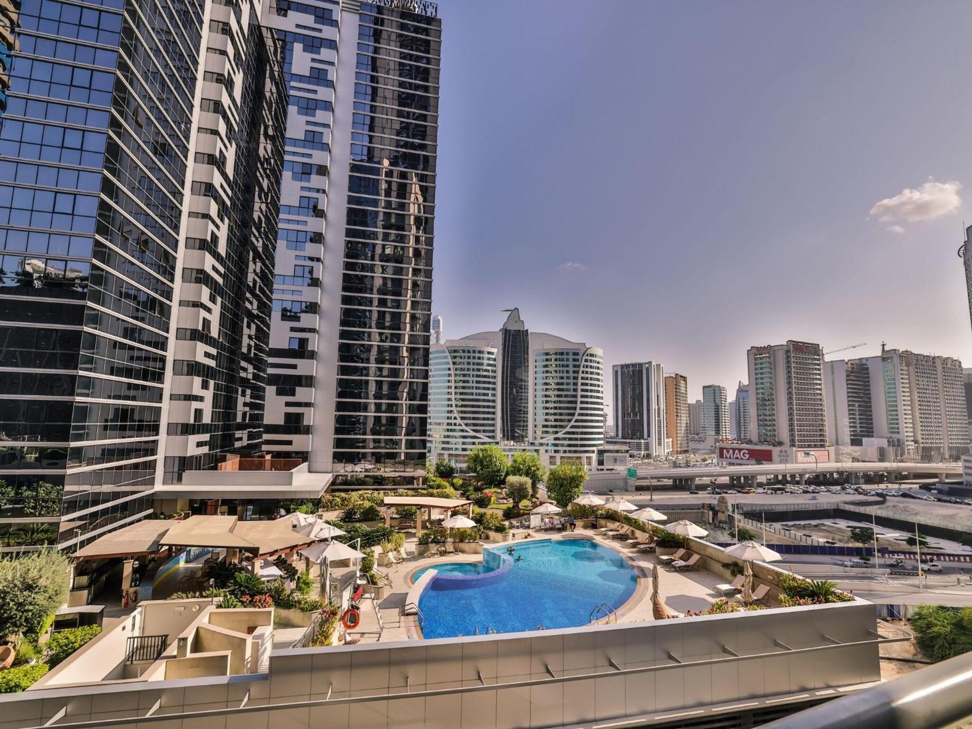 Luxe Apartments Near Dubai Mall Burj Khalifa Pool Gym Parking Buitenkant foto