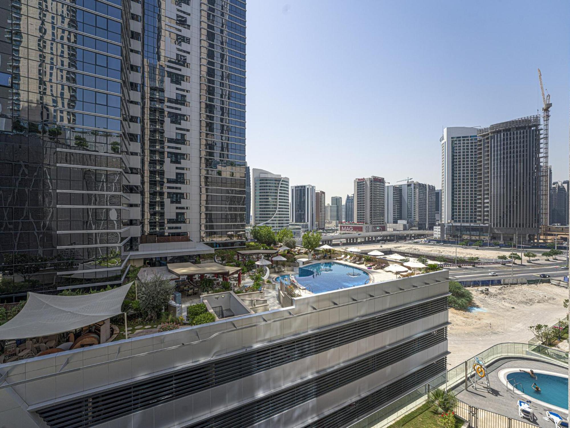 Luxe Apartments Near Dubai Mall Burj Khalifa Pool Gym Parking Buitenkant foto